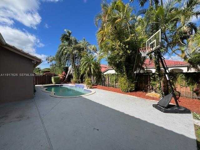 Small Image of 11313 NORTH WEST 65TH ST, Doral Number 30