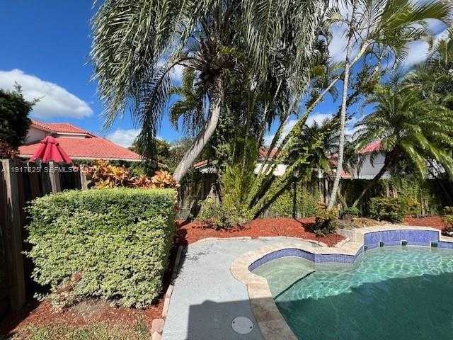 Small Image of 11313 NORTH WEST 65TH ST, Doral Number 36