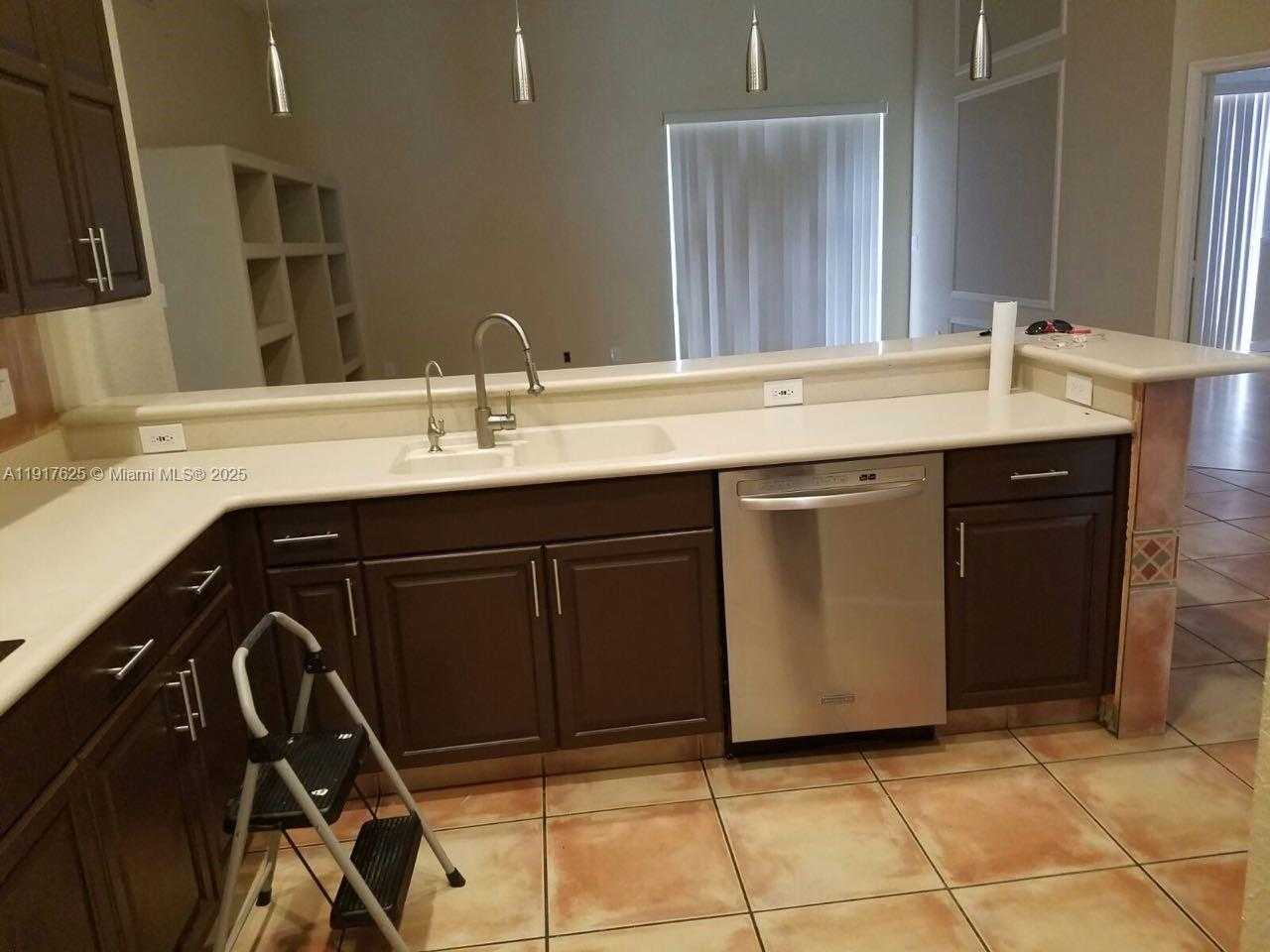 Small Image of 11313 NORTH WEST 65TH ST, Doral Number 4