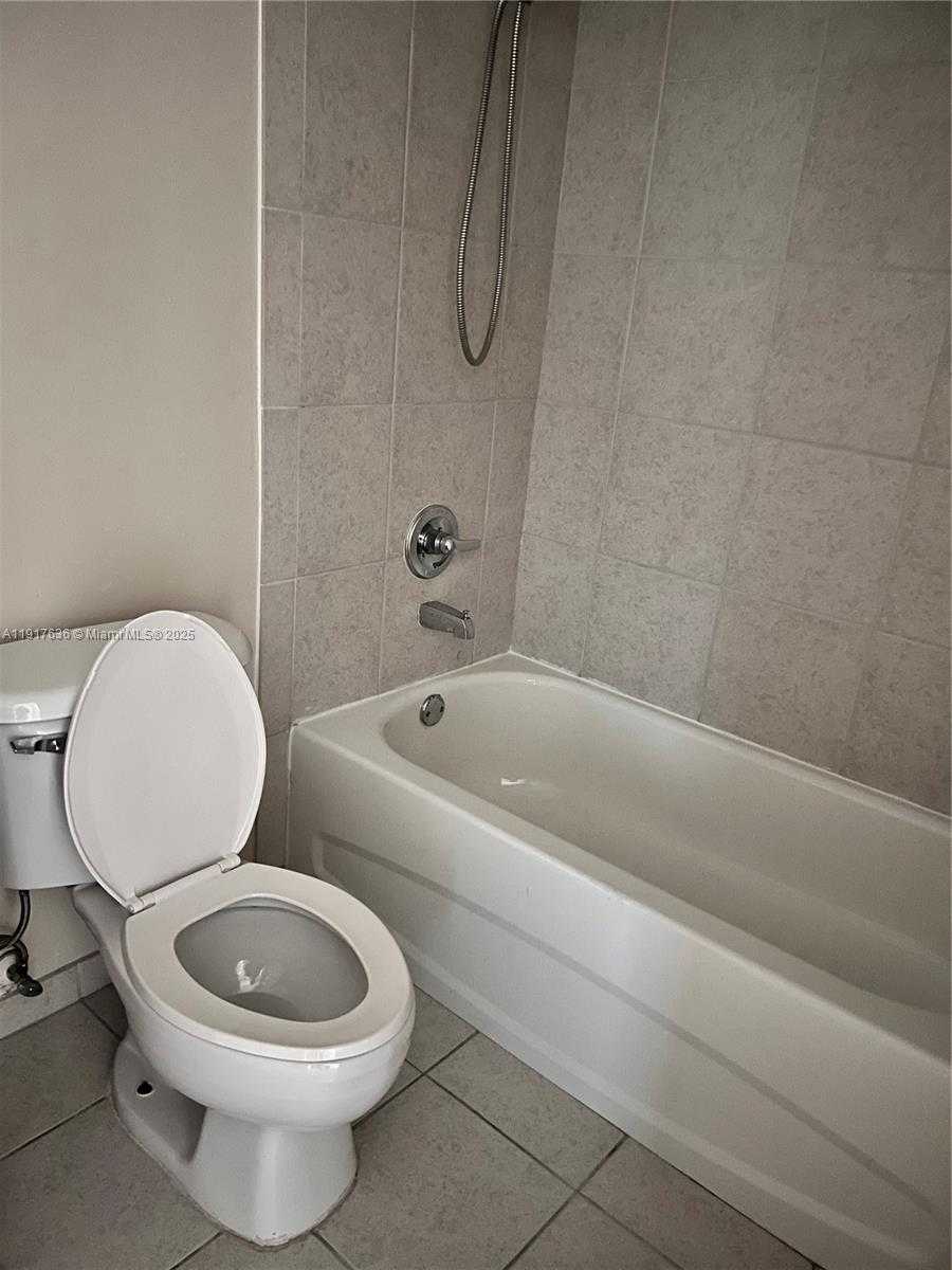 Small Image of 140 SOUTH DIXIE HWY #507, Hollywood Number 12