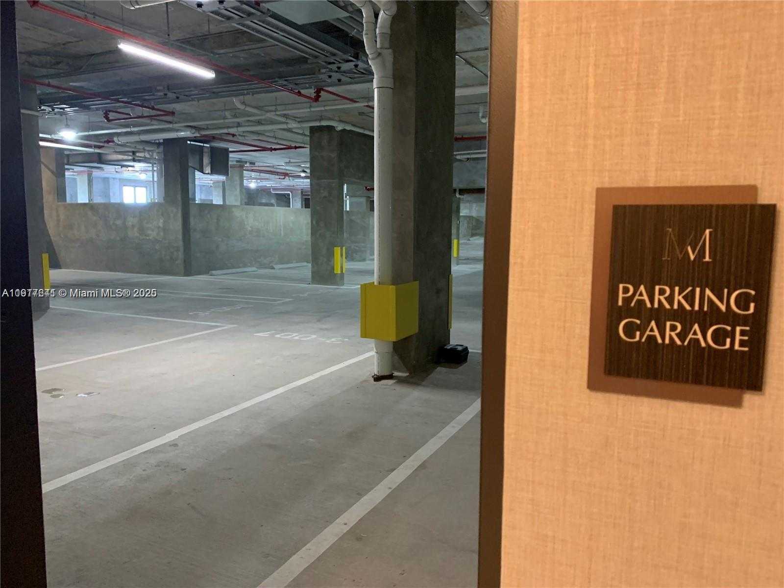 Imagen de Pequeño Objeto