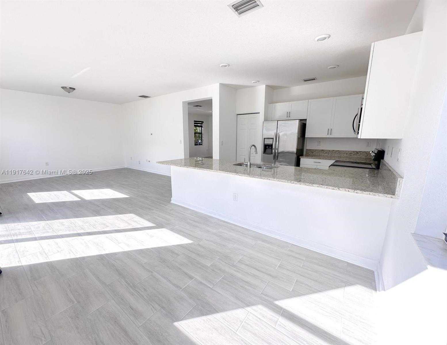 Small Image of 244 NORTH EAST 210TH WAY #244, Miami Number 15