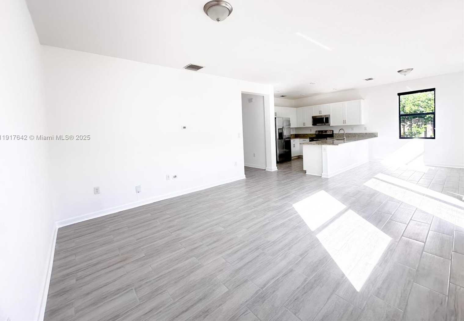 Small Image of 244 NORTH EAST 210TH WAY #244, Miami Number 16