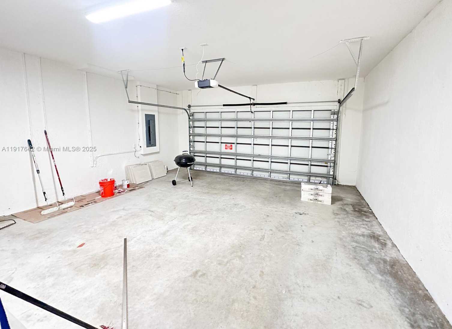 Small Image of 244 NORTH EAST 210TH WAY #244, Miami Number 24