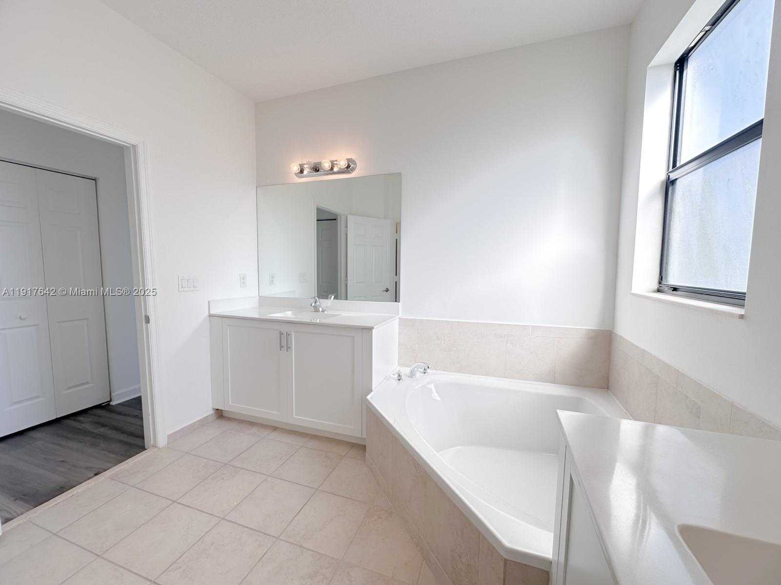 Small Image of 244 NORTH EAST 210TH WAY #244, Miami Number 7