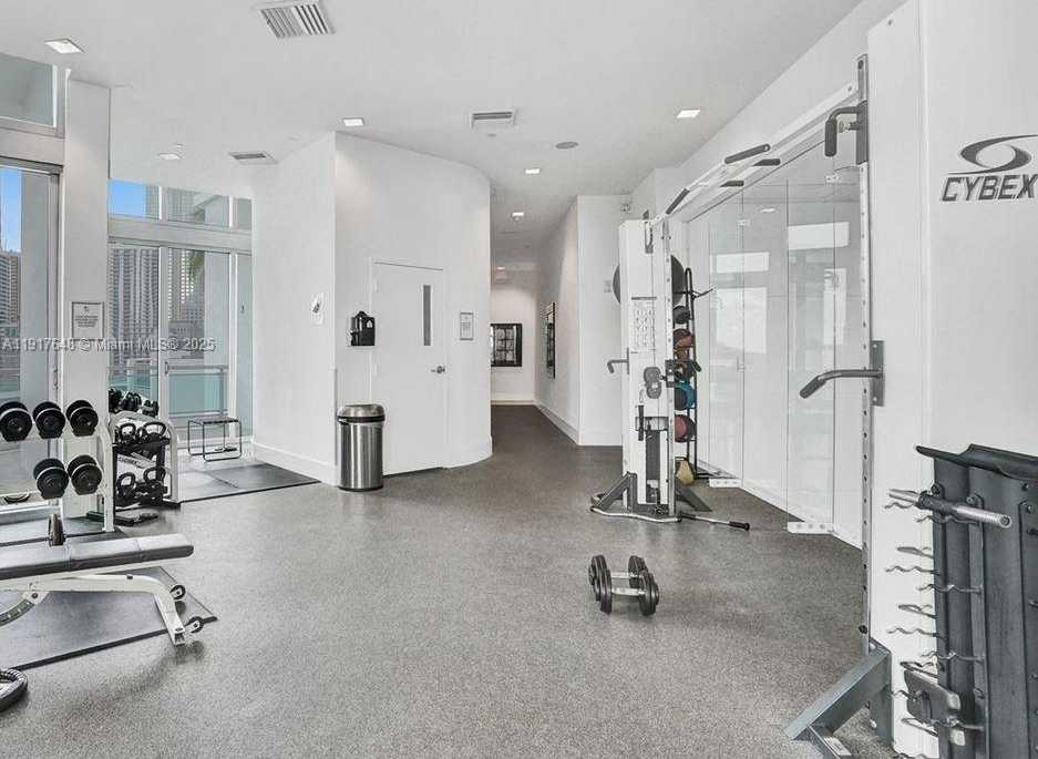Small Image of 350 SOUTH MIAMI AVE #3215, Miami Number 9