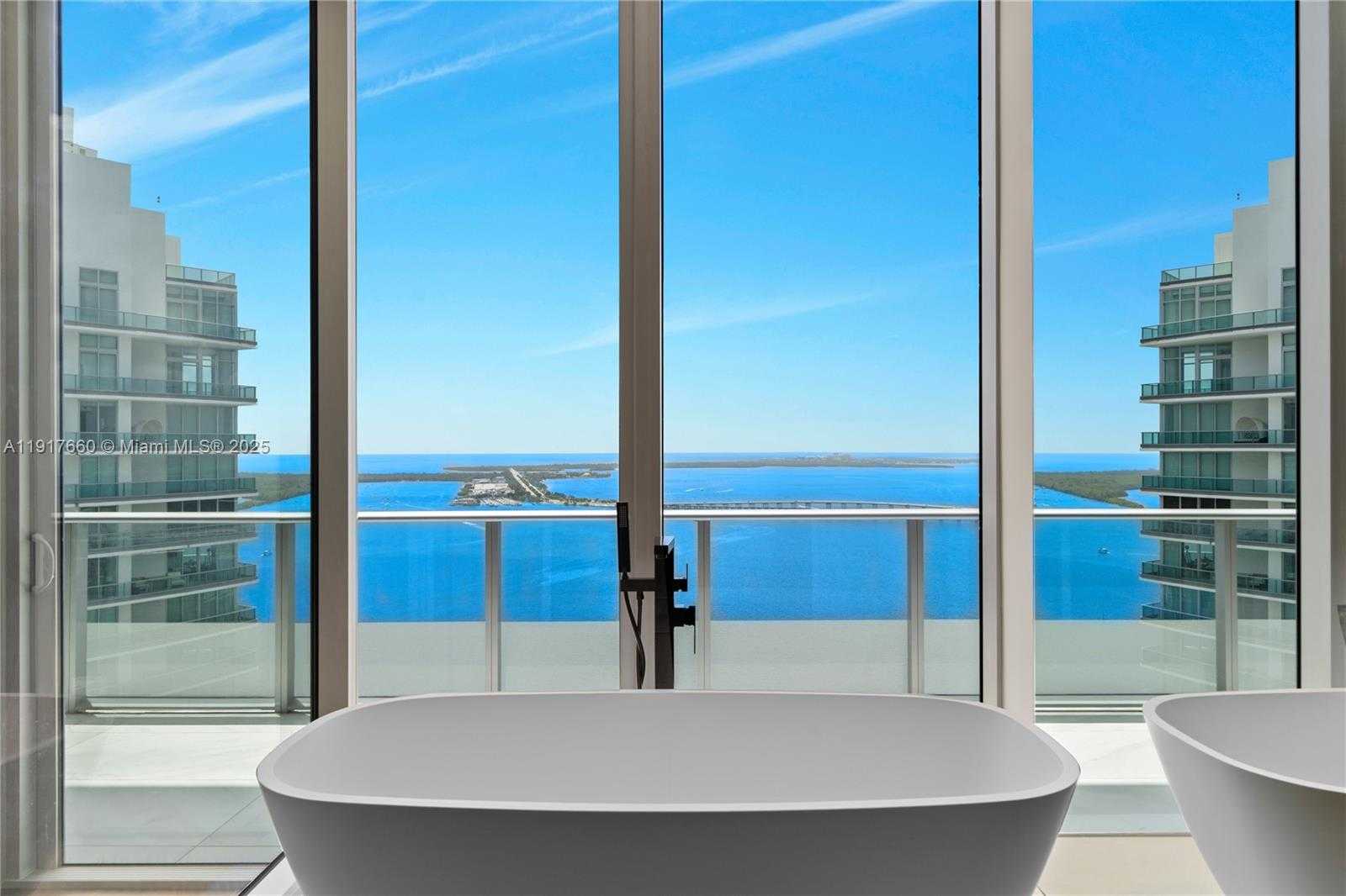Small Image of 1300 BRICKELL BAY DR #4401, Miami Number 10