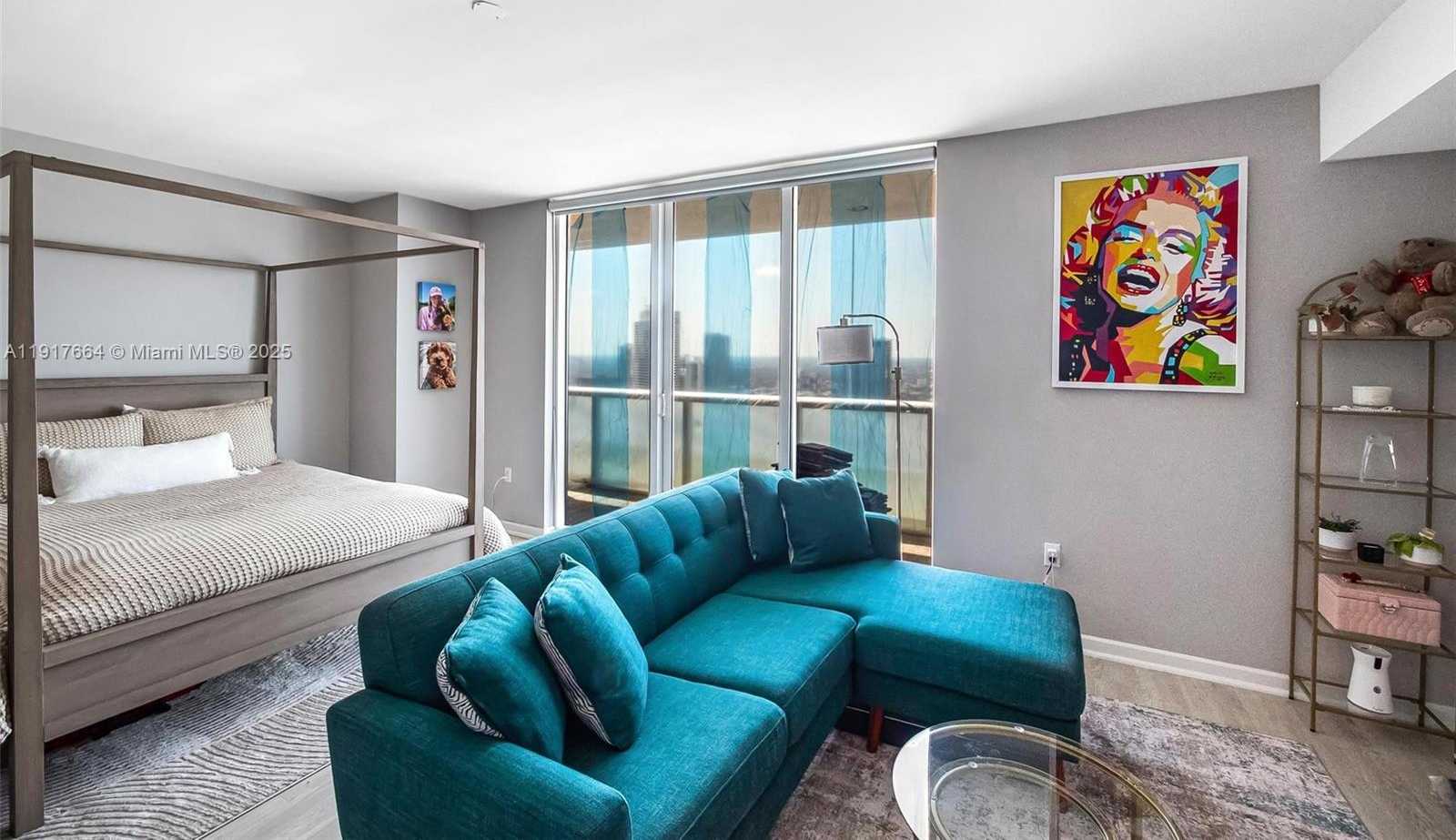 Small Image of 50 BISCAYNE BLVD #5209, Miami Number 2