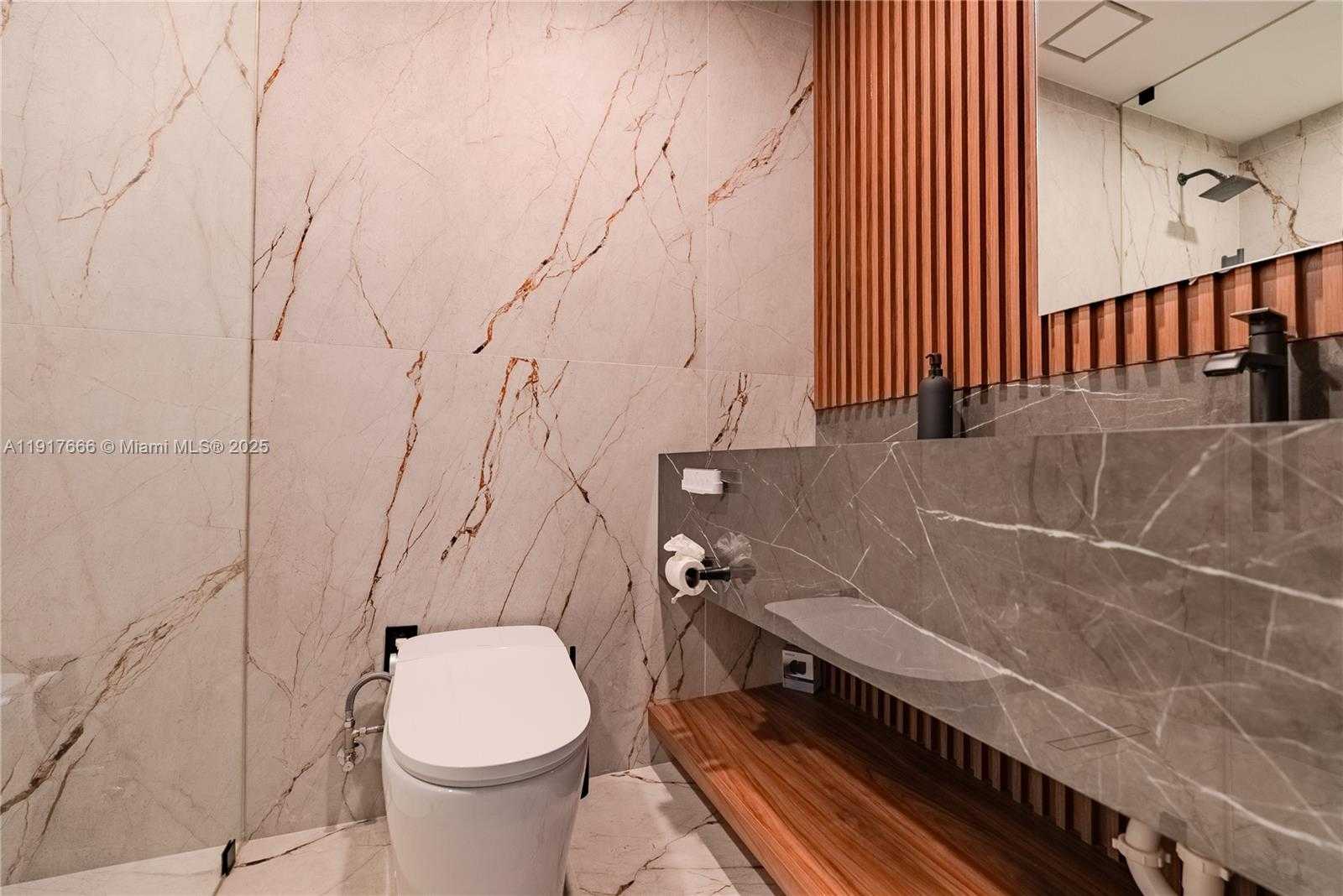 Small Image of 3711 BATTERSEA RD, Miami Number 38