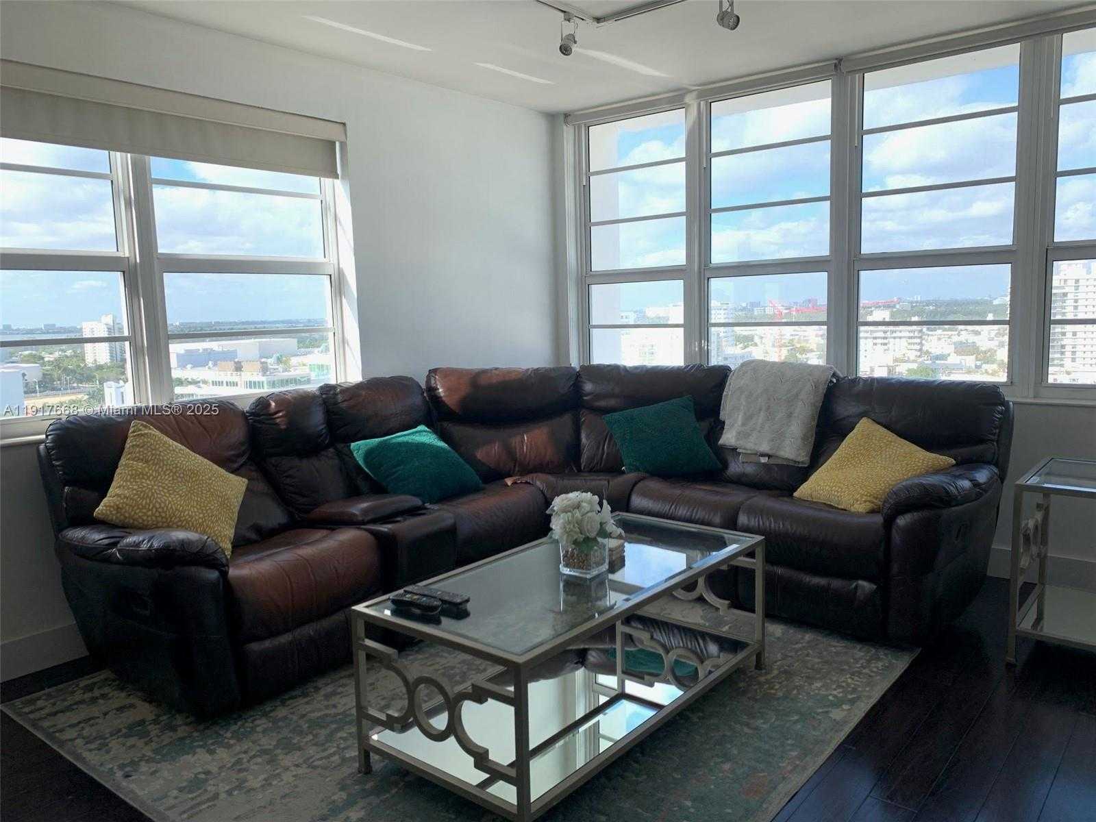 Small Image of 100 LINCOLN RD #1514, Miami Beach Number 2