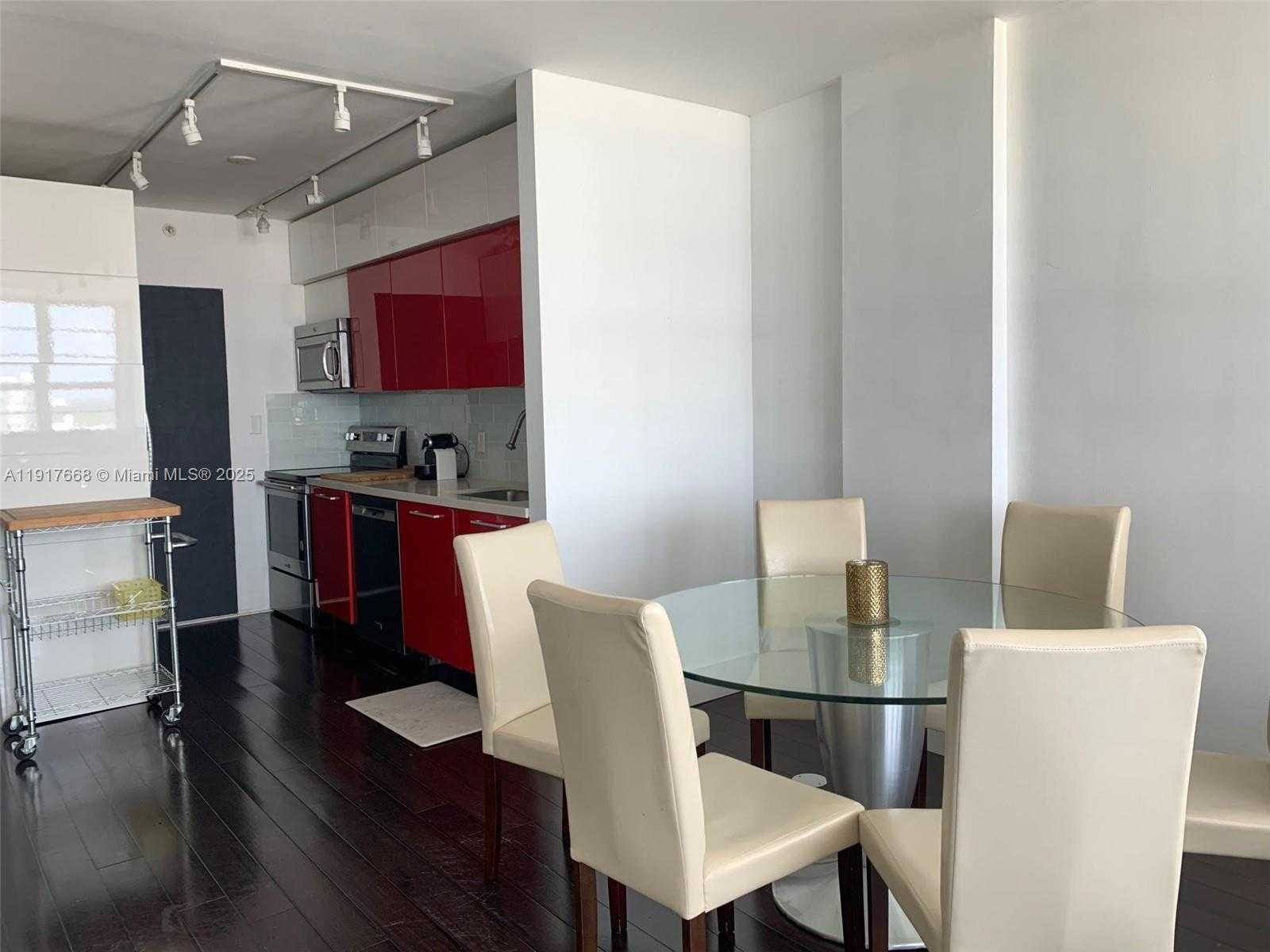 Small Image of 100 LINCOLN RD #1514, Miami Beach Number 5