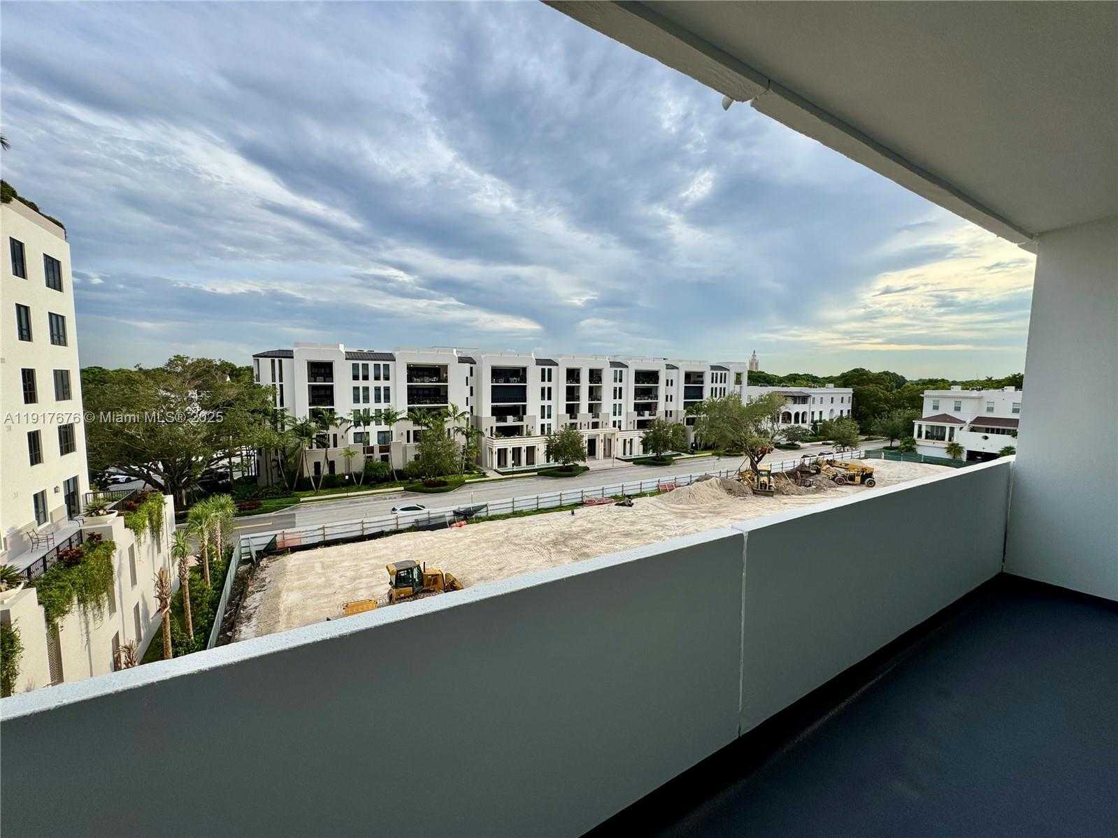 Small Image of 700 BILTMORE WAY #505, Coral Gables Number 6