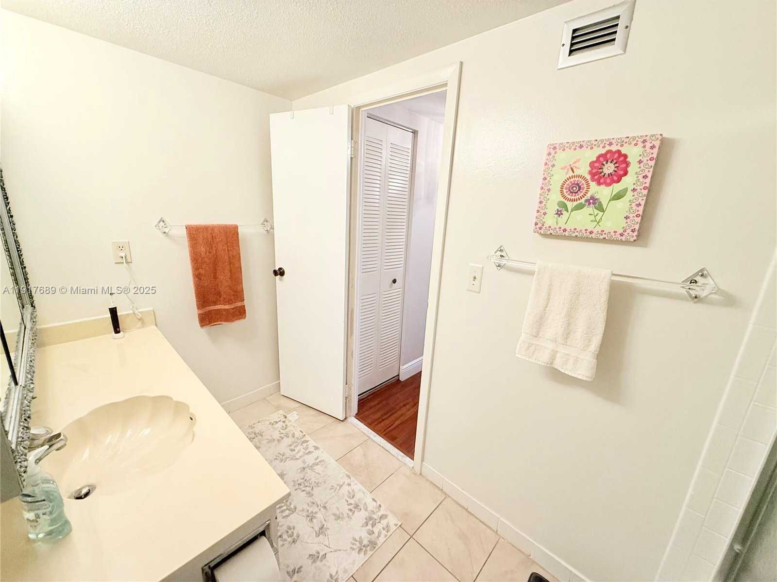 Small Image of 600 THREE ISLANDS BLVD #1107, Hallandale Beach Number 19