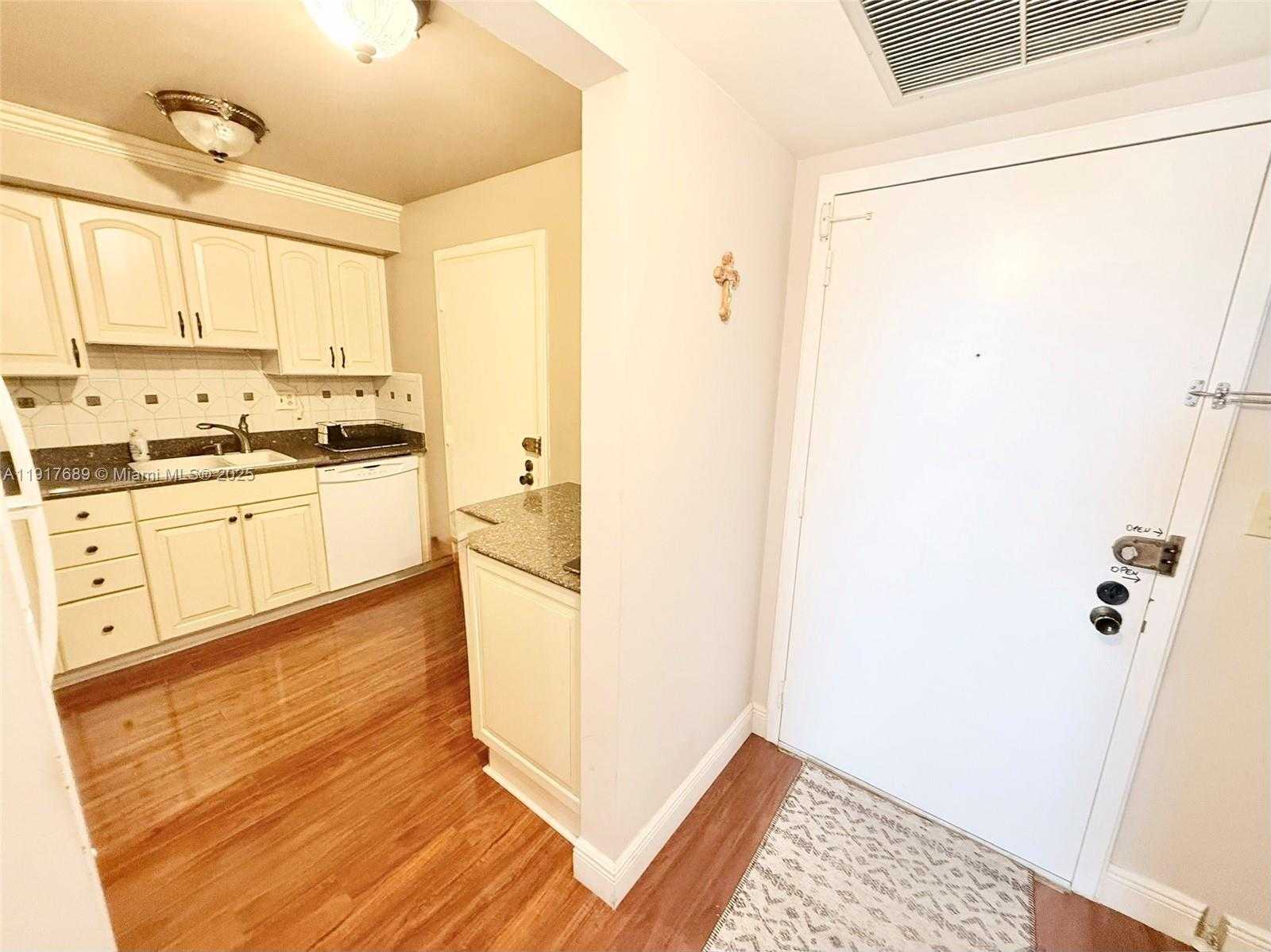 Small Image of 600 THREE ISLANDS BLVD #1107, Hallandale Beach Number 31