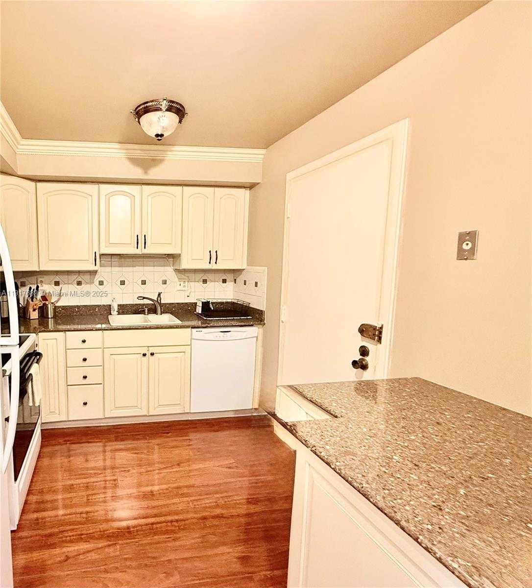 Small Image of 600 THREE ISLANDS BLVD #1107, Hallandale Beach Number 32