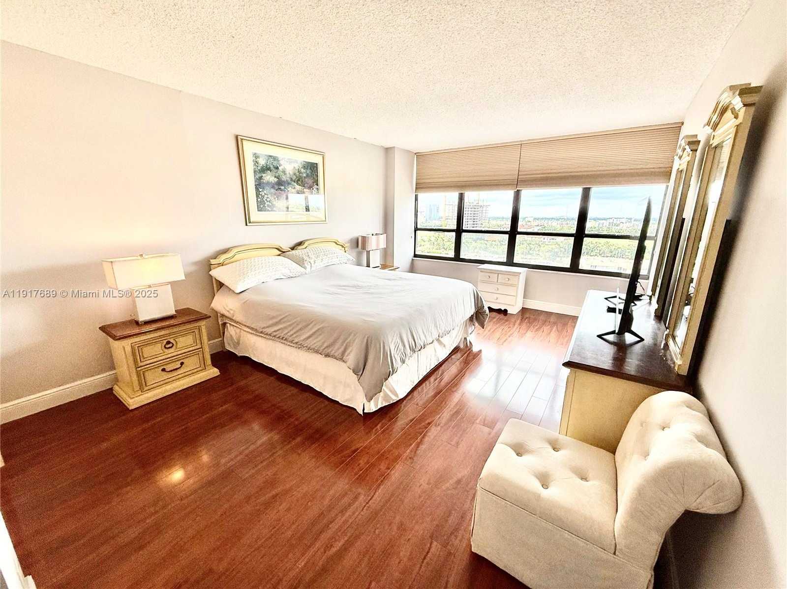 Small Image of 600 THREE ISLANDS BLVD #1107, Hallandale Beach Number 36