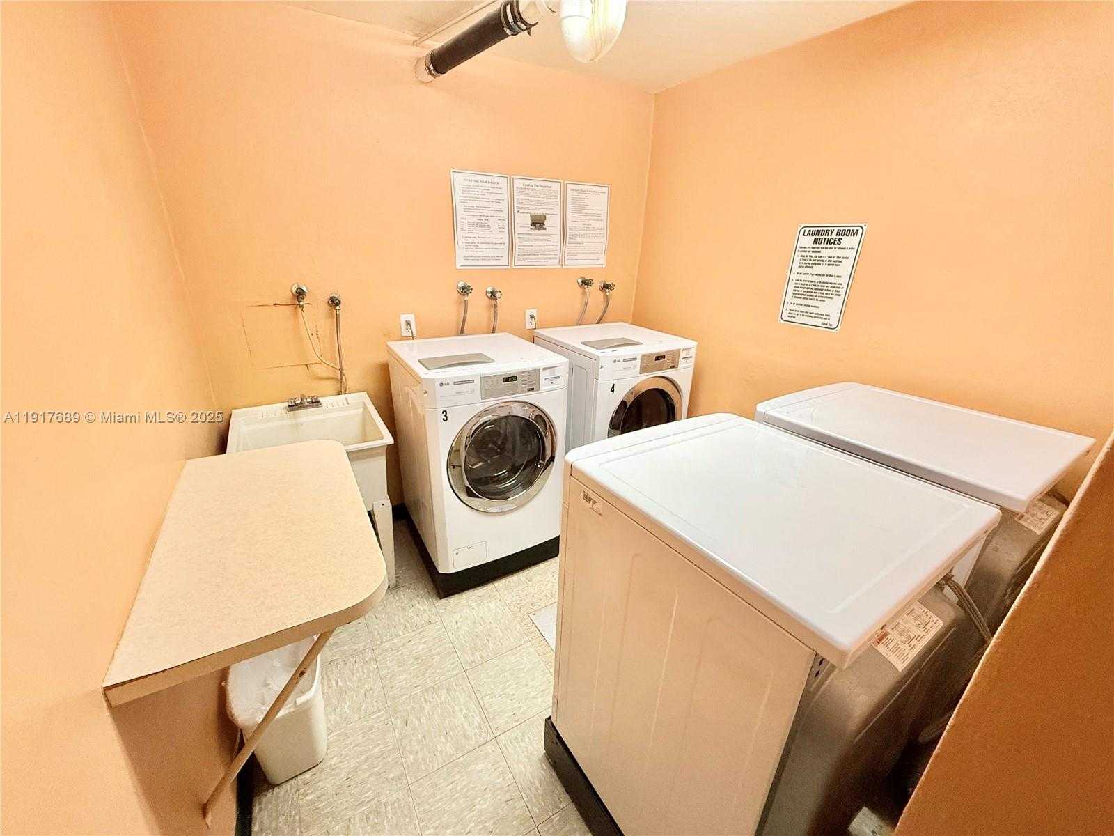 Small Image of 600 THREE ISLANDS BLVD #1107, Hallandale Beach Number 37