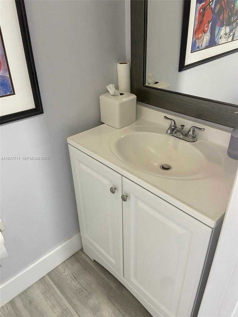 Small Image of 10018 HAMMOCKS BLVD #207-5, Miami Number 11