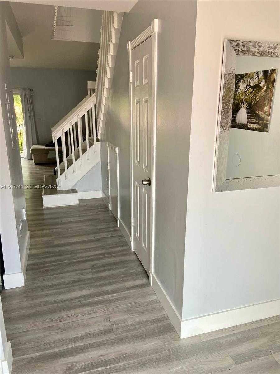 Small Image of 10018 HAMMOCKS BLVD #207-5, Miami Number 15