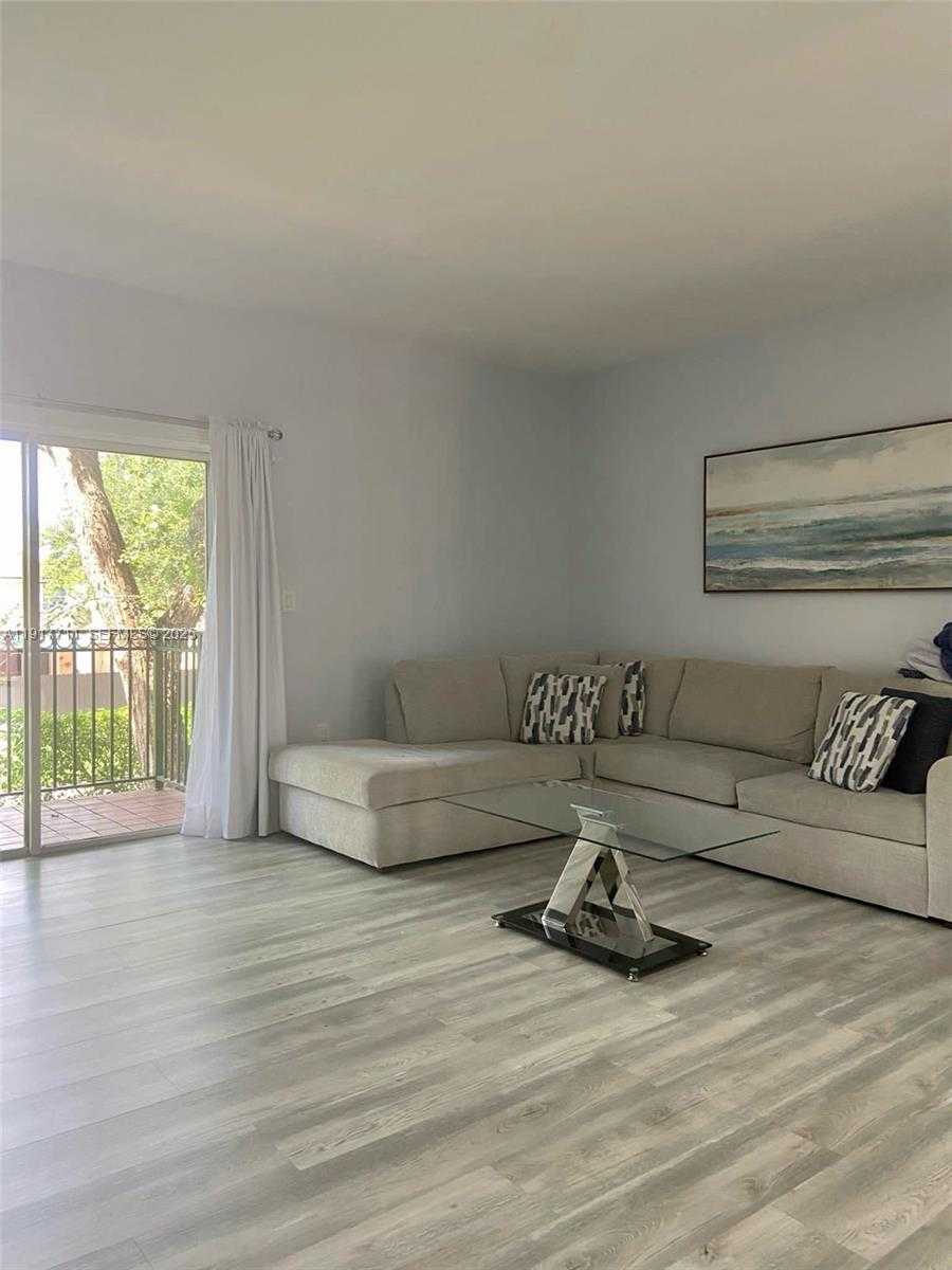 Small Image of 10018 HAMMOCKS BLVD #207-5, Miami Number 16