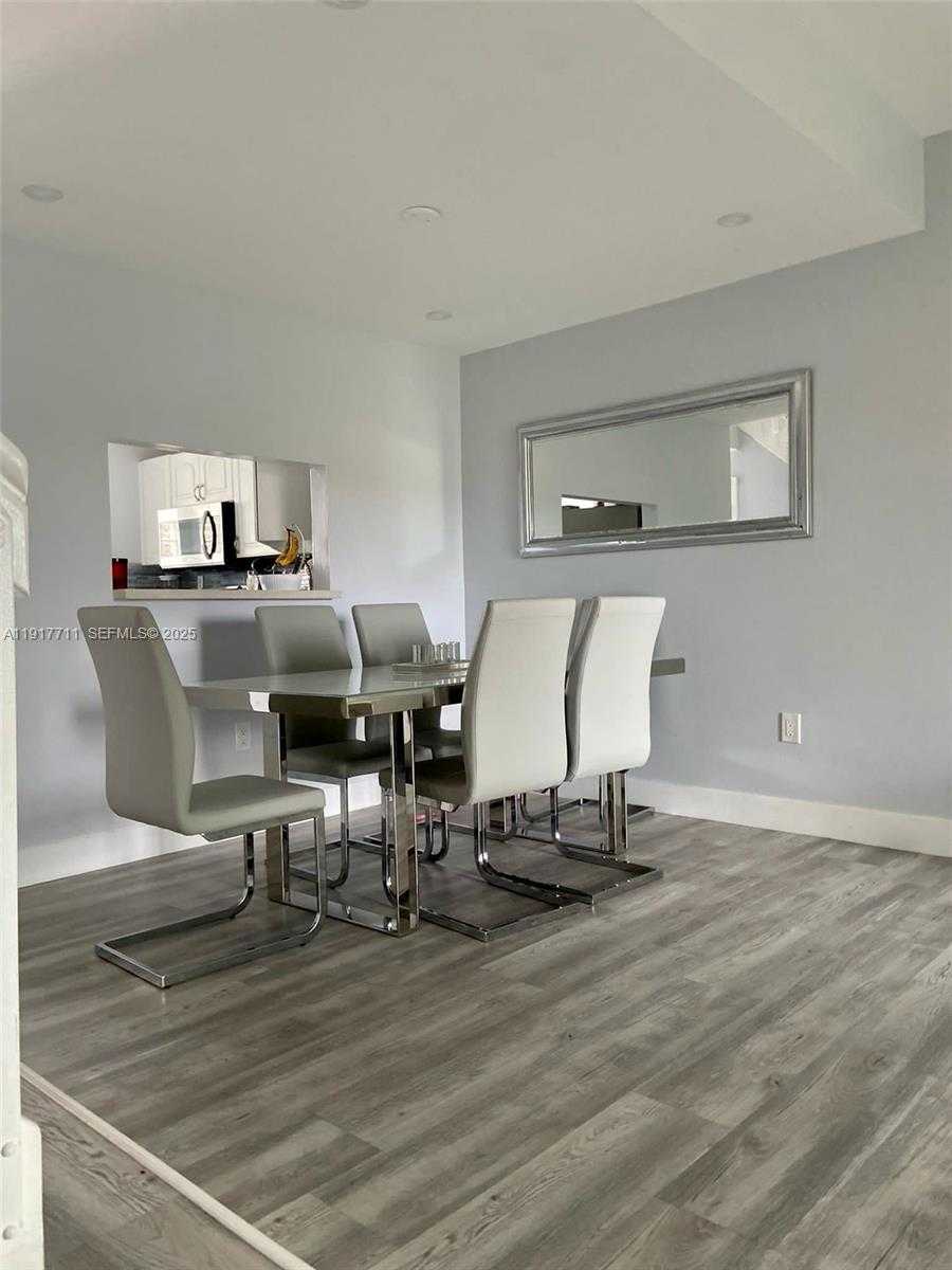 Small Image of 10018 HAMMOCKS BLVD #207-5, Miami Number 5