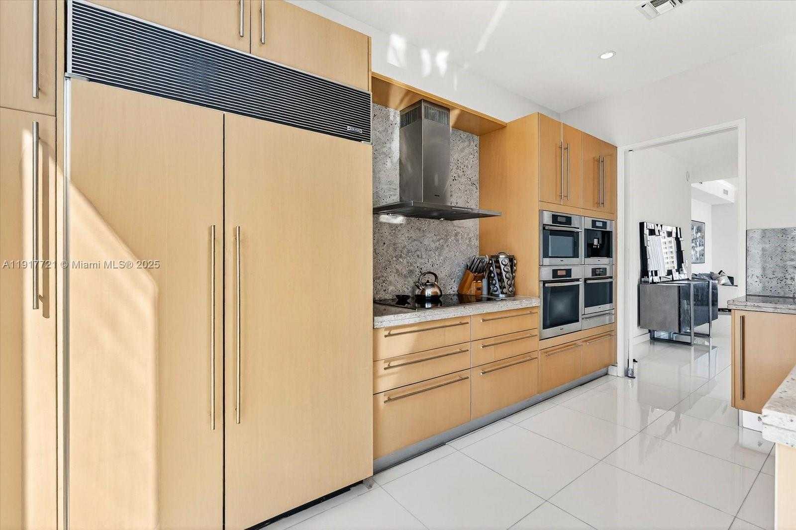 Small Image of 900 BRICKELL KEY BLVD #2304, Miami Number 17