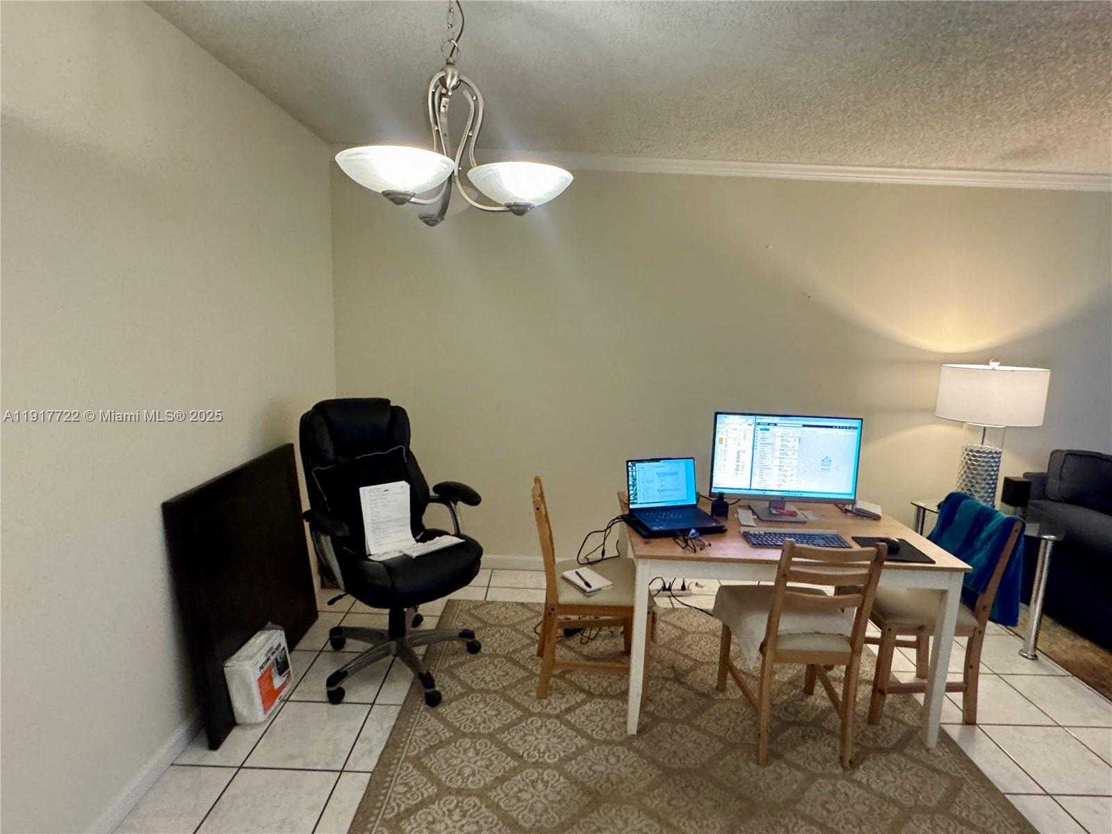 Small Image of 2401 COLLINS AVE #611, Miami Beach Number 15