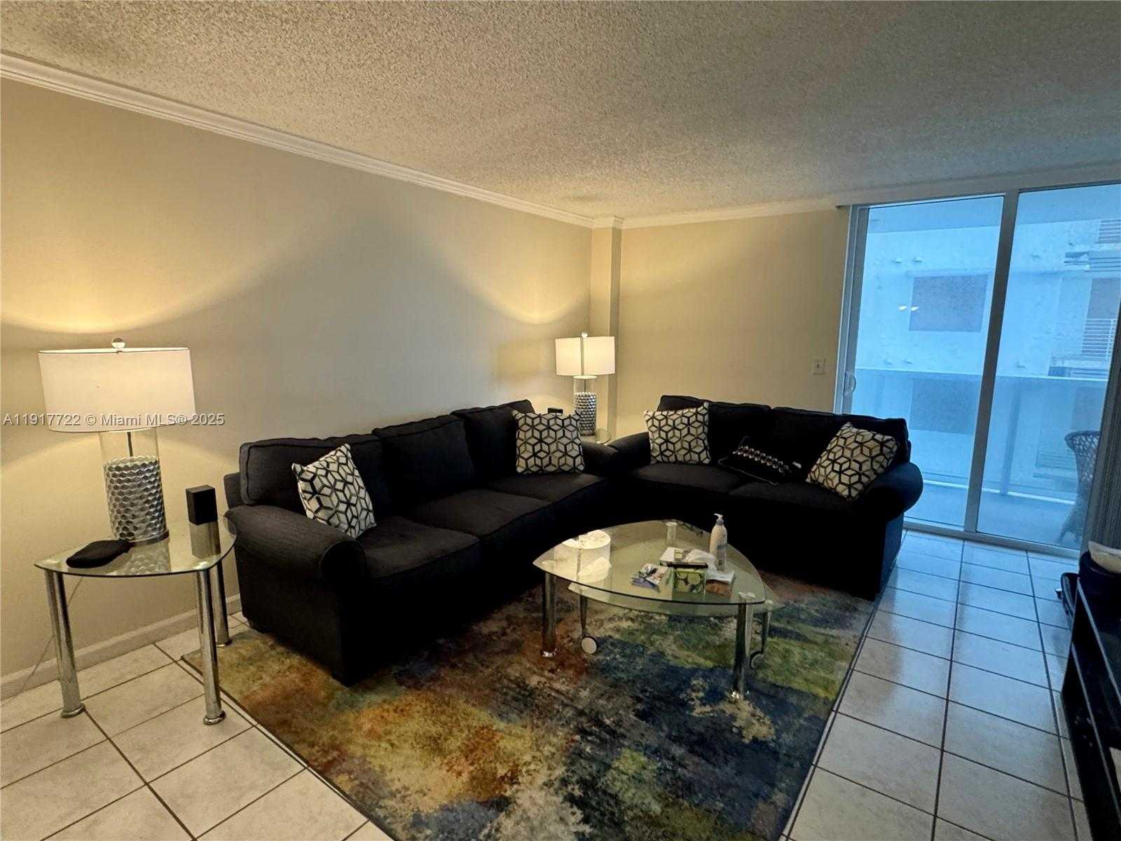 Small Image of 2401 COLLINS AVE #611, Miami Beach Number 17