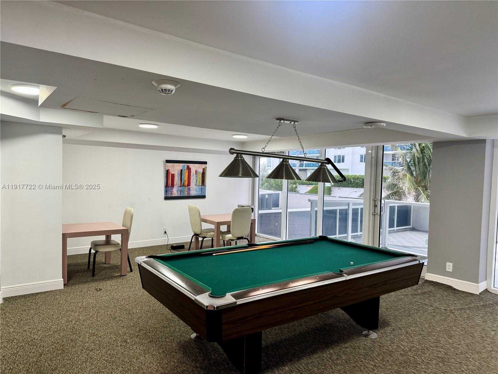 Small Image of 2401 COLLINS AVE #611, Miami Beach Number 37