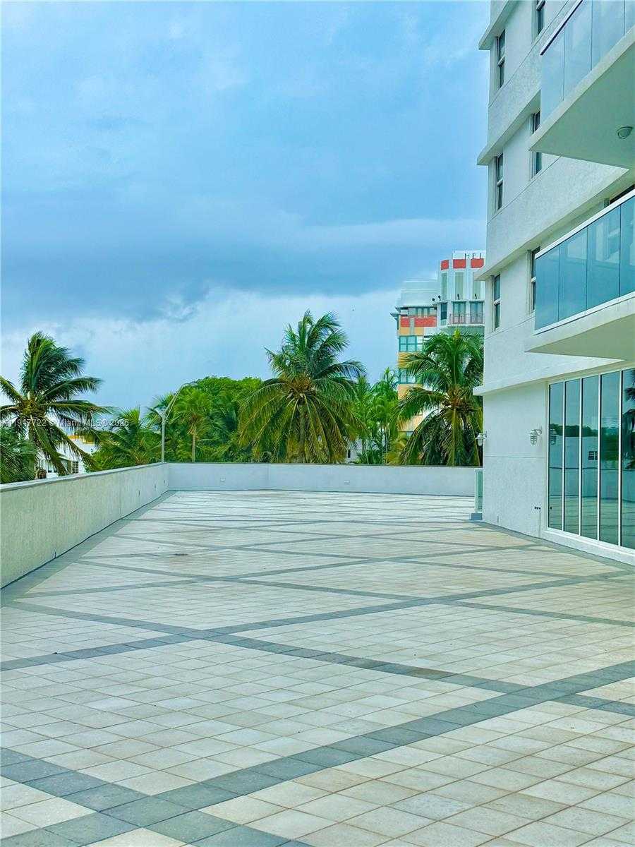 Small Image of 2401 COLLINS AVE #611, Miami Beach Number 43