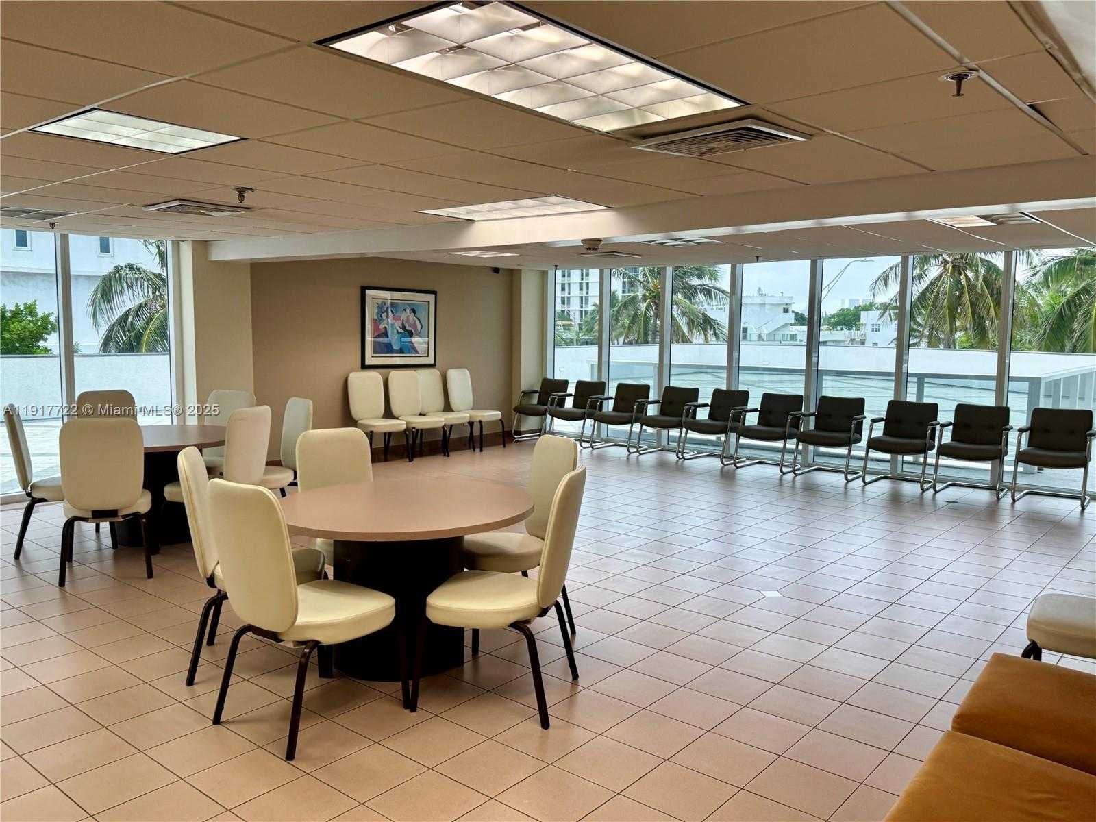 Small Image of 2401 COLLINS AVE #611, Miami Beach Number 44