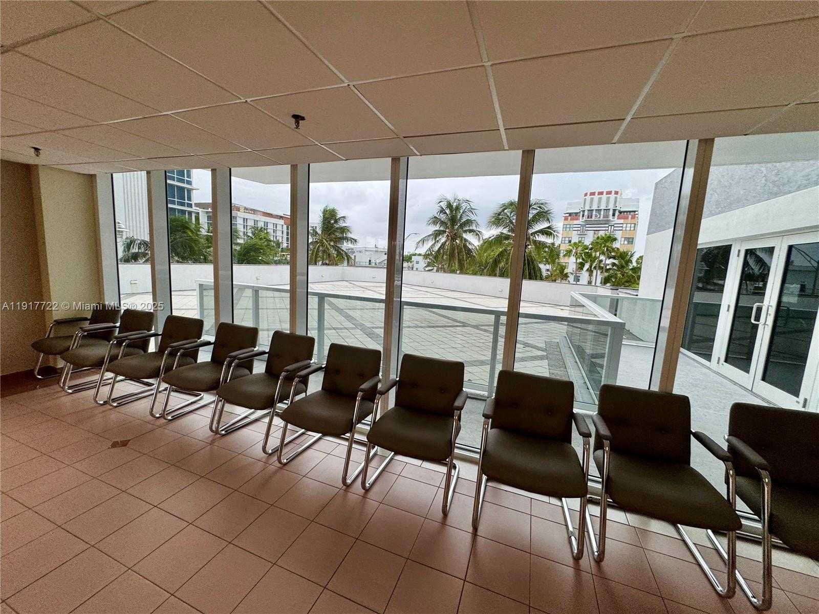 Small Image of 2401 COLLINS AVE #611, Miami Beach Number 47
