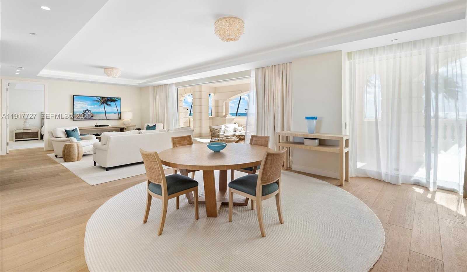 Small Image of 7916 FISHER ISLAND DR #7916, Miami Beach Number 11