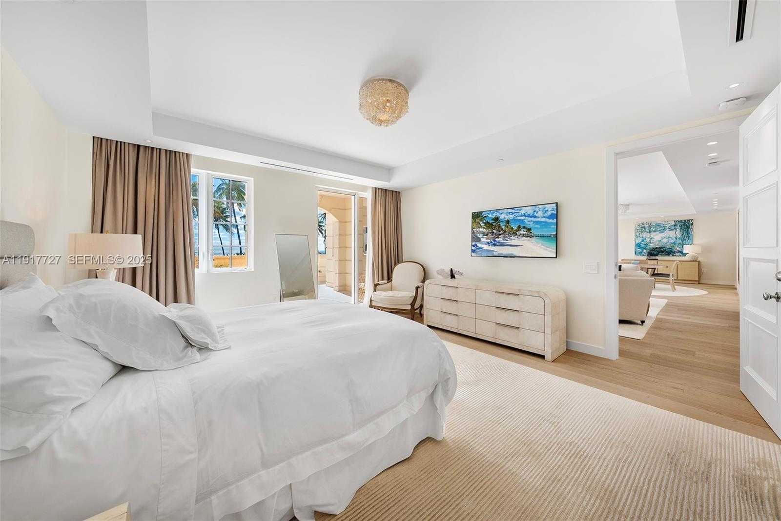 Small Image of 7916 FISHER ISLAND DR #7916, Miami Beach Number 24