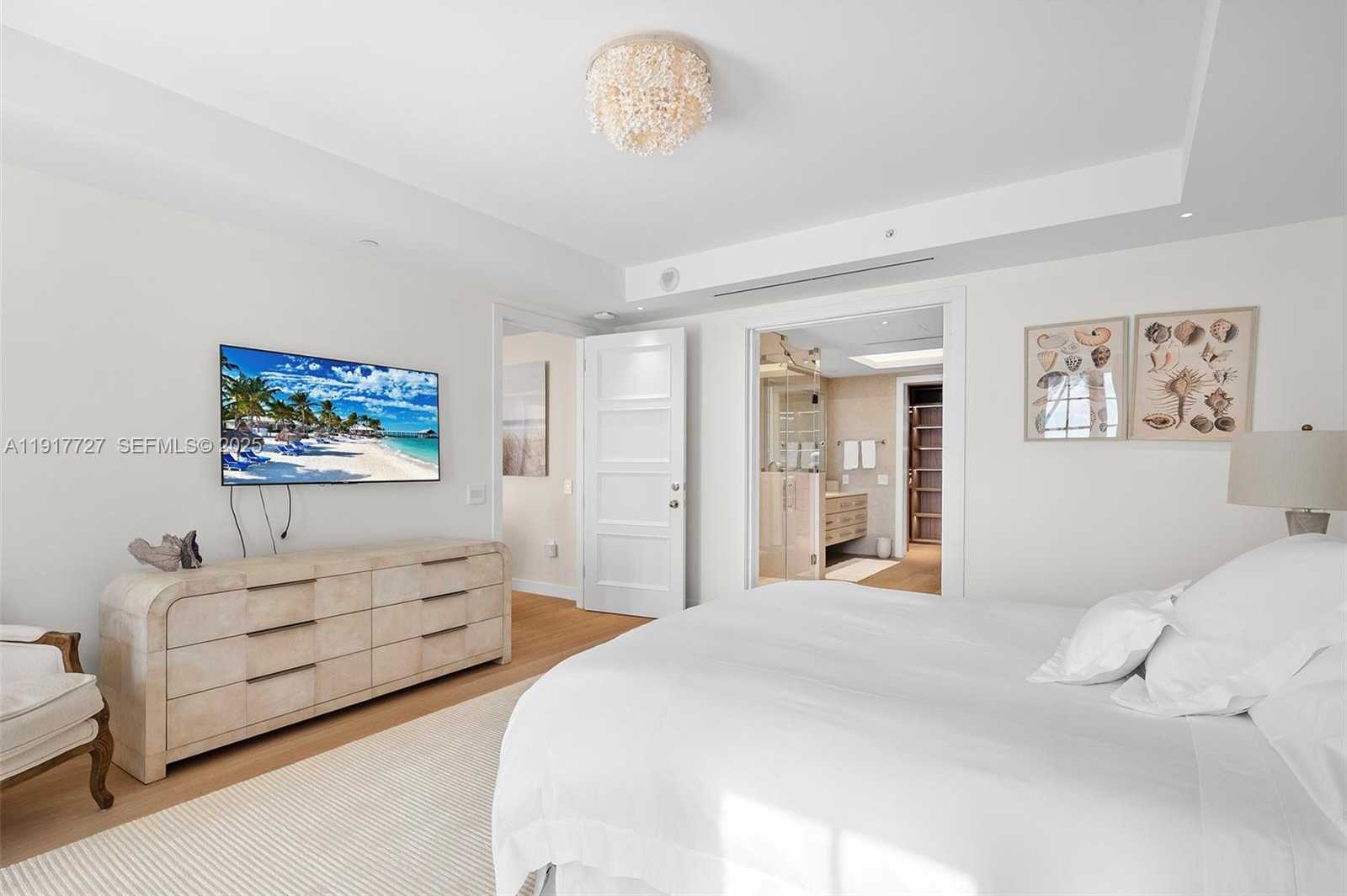 Small Image of 7916 FISHER ISLAND DR #7916, Miami Beach Number 27