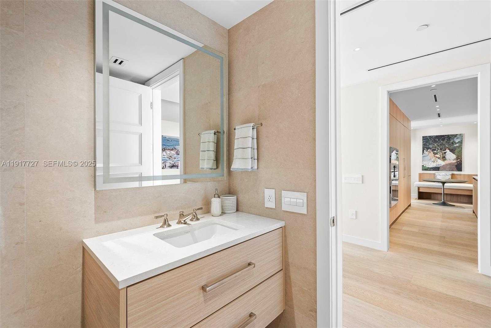 Small Image of 7916 FISHER ISLAND DR #7916, Miami Beach Number 28