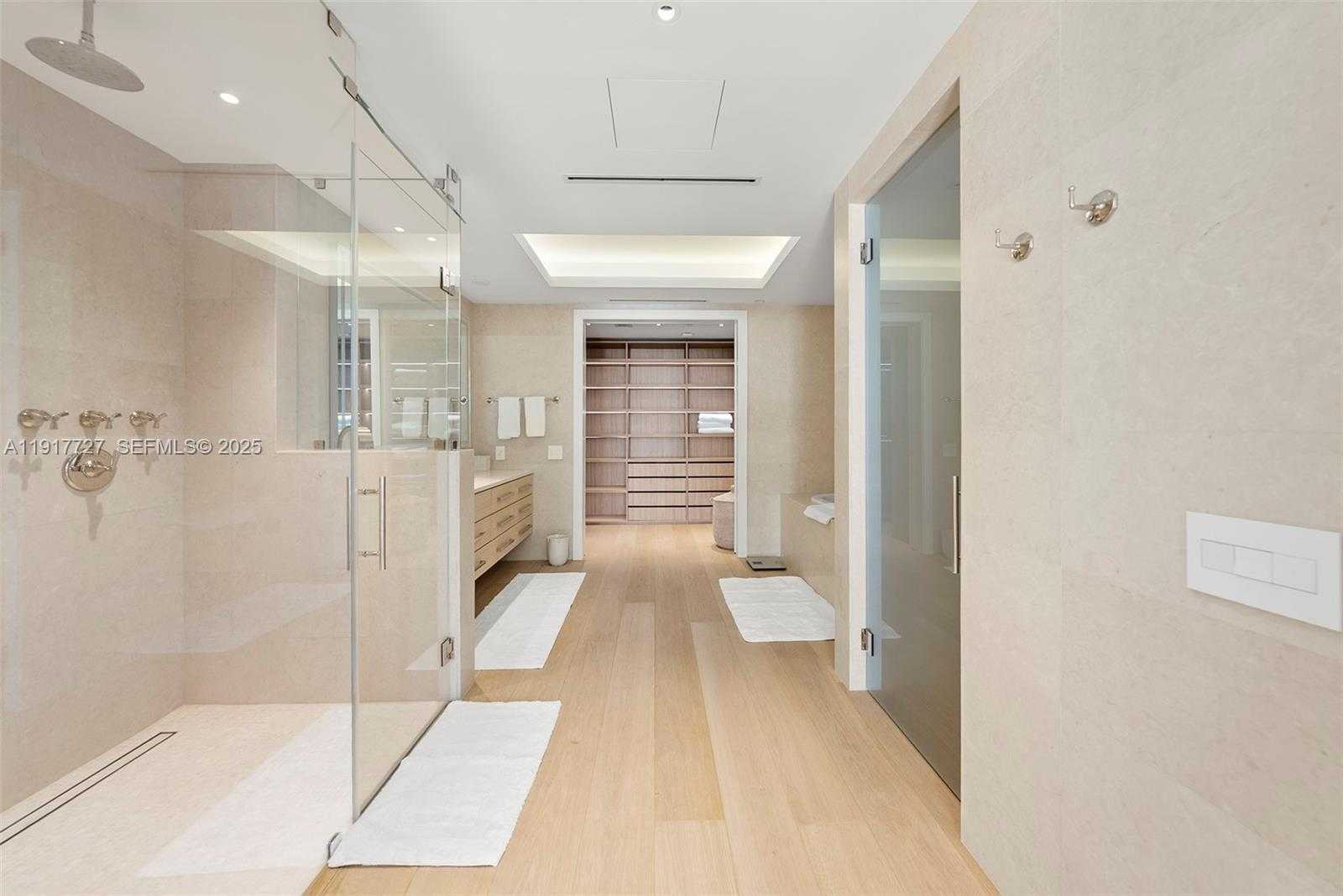 Small Image of 7916 FISHER ISLAND DR #7916, Miami Beach Number 33