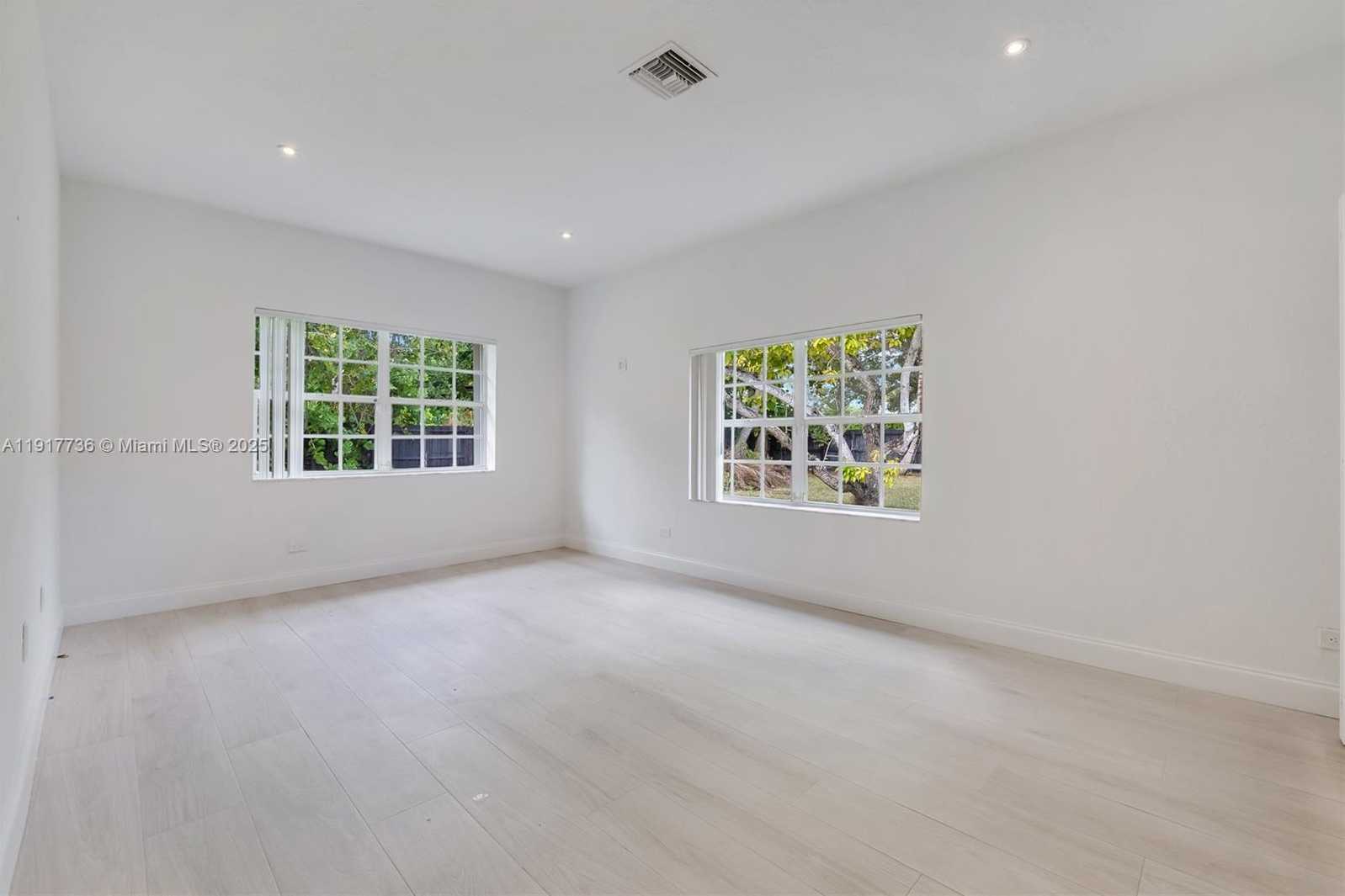 Small Image of 7675 SOUTH WEST 132ND ST, Pinecrest Number 8