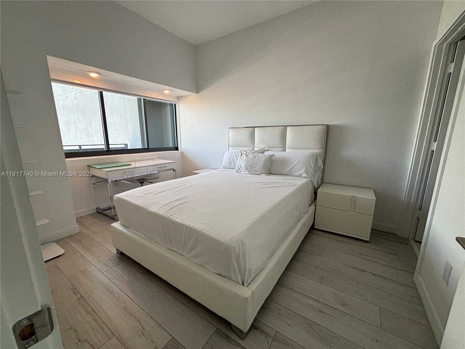 Small Image of 480 NORTH EAST 31ST ST #3105, Miami Number 22