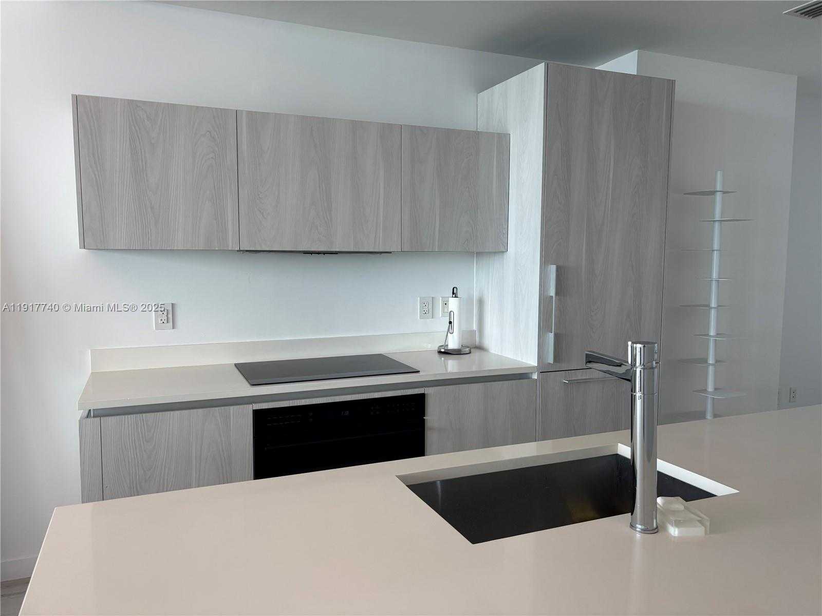 Small Image of 480 NORTH EAST 31ST ST #3105, Miami Number 9