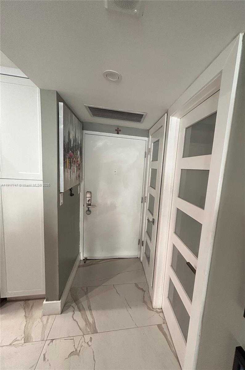 Small Image of 3725 SOUTH OCEAN DR #1103, Hollywood Number 14