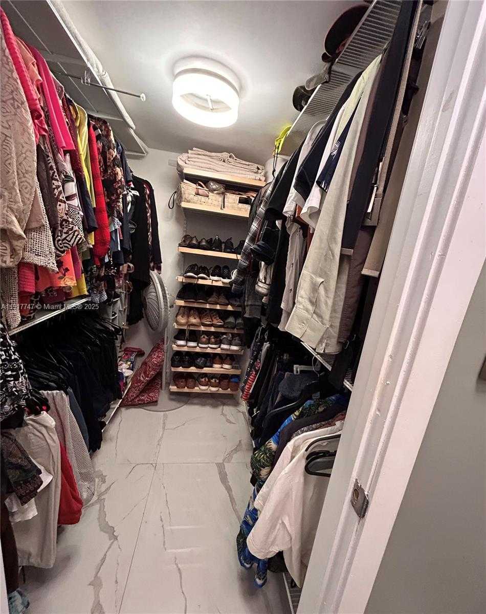 Small Image of 3725 SOUTH OCEAN DR #1103, Hollywood Number 15