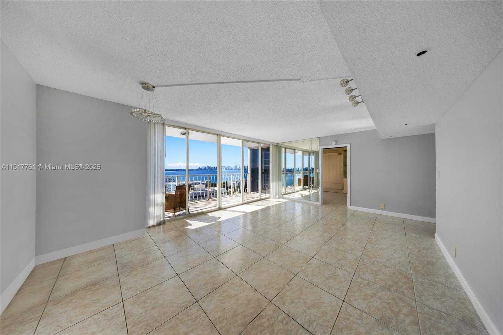 Small Image of 7601 EAST TREASURE DR #1920, North Bay Village Number 12