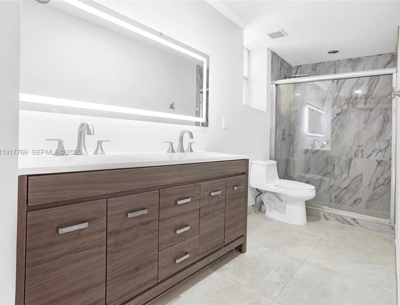 Small Image of 6670 NORTH WEST 114TH AVE #624, Doral Number 12