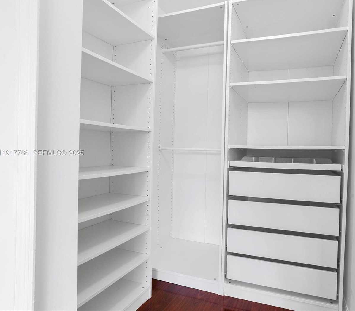 Small Image of 6670 NORTH WEST 114TH AVE #624, Doral Number 14