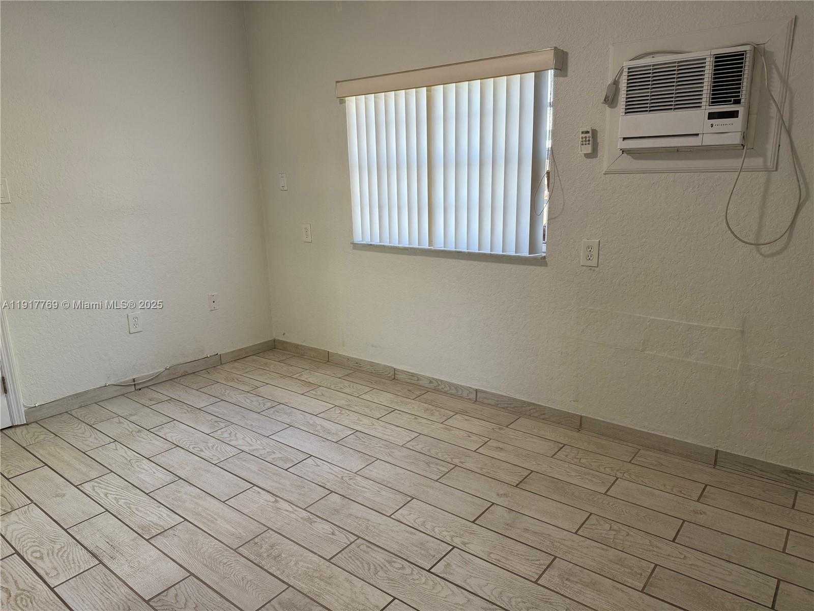 Small Image of 8791 SOUTH WEST 34TH ST, Miami Number 5