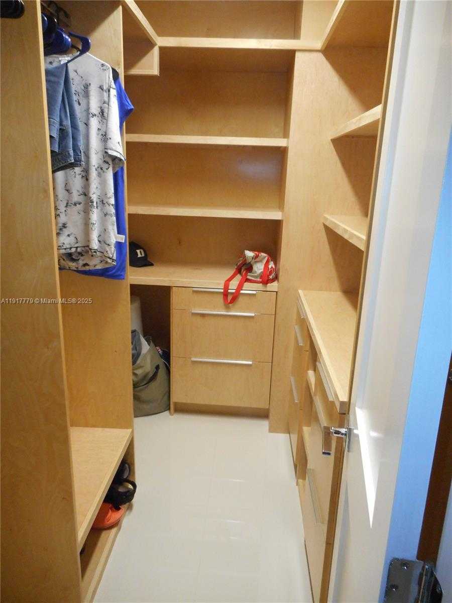 Small Image of 10185 COLLINS AVE #1403, Bal Harbour Number 15