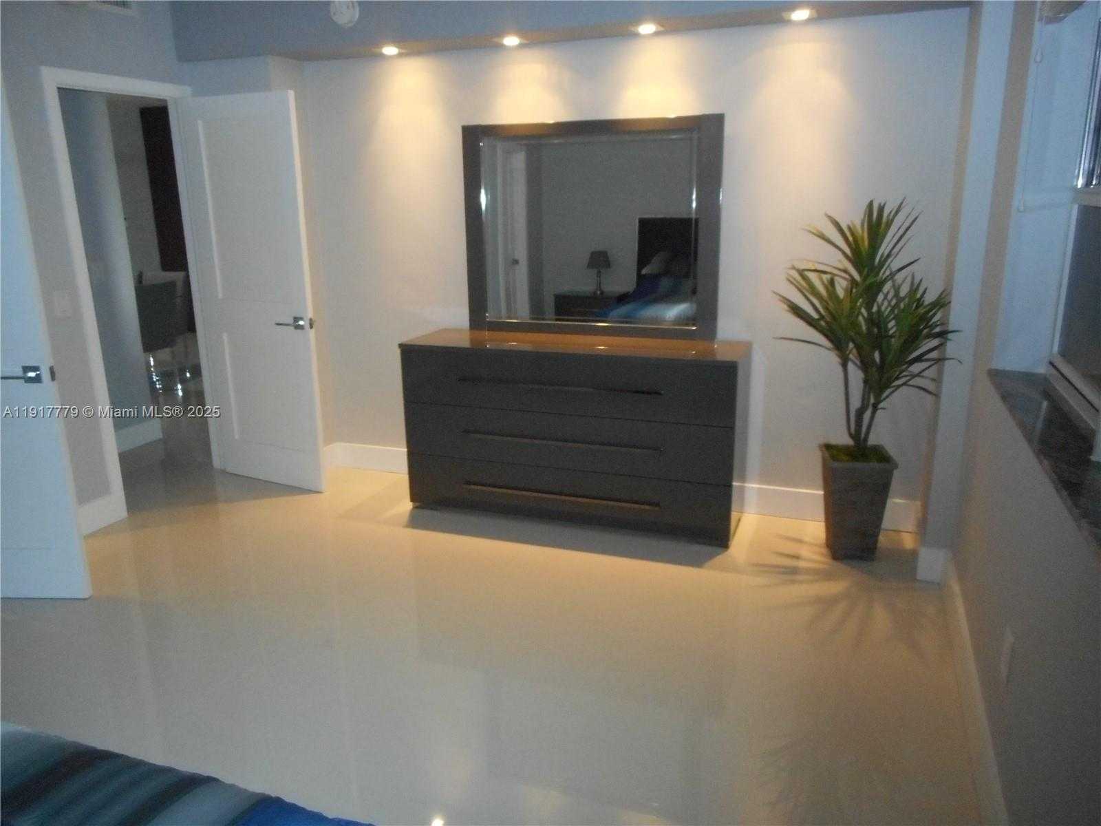 Small Image of 10185 COLLINS AVE #1403, Bal Harbour Number 9