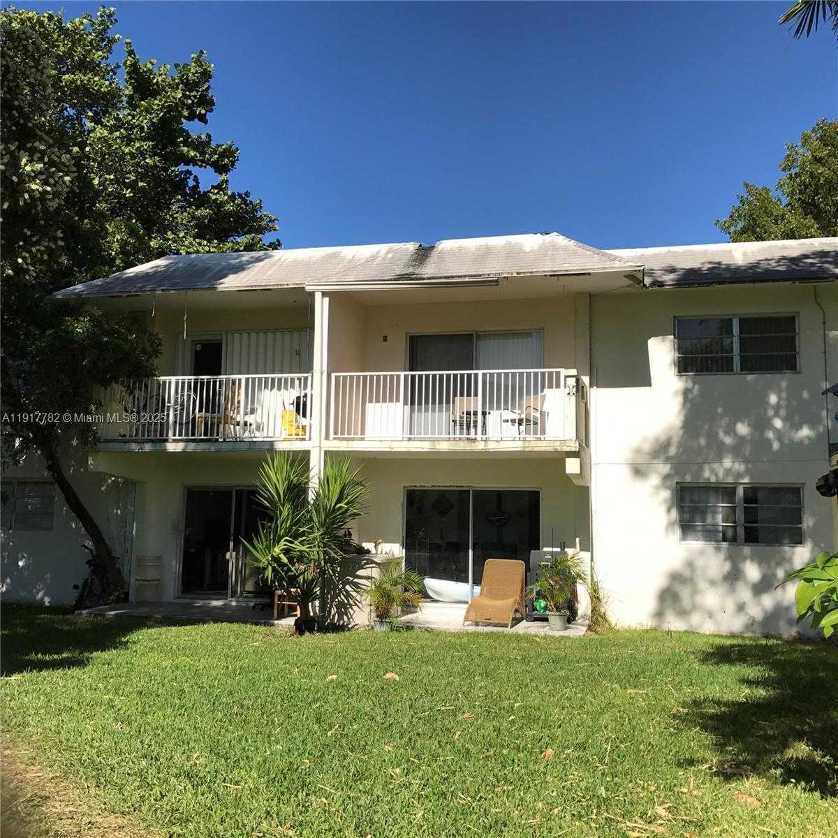 Small Image of 7328 SOUTH WEST 82ND ST #B213, Miami Number 20