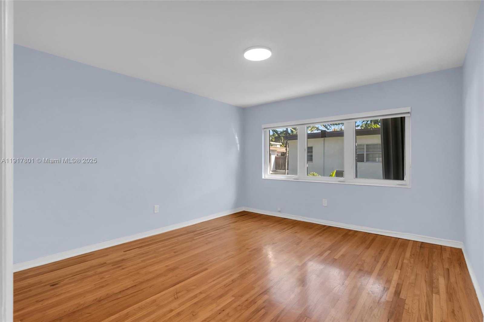 Small Image of 1101 98TH ST #5, Bay Harbor Islands Number 12